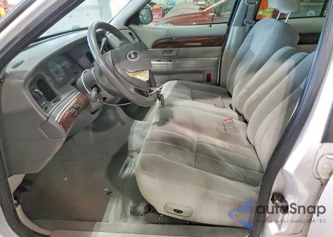 2003 Mercury Grand Marquis Gs z USA, uszkodzony, nr VIN 2MEFM74W63X666662